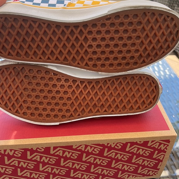 Vans Doheny - Picture 2 of 4